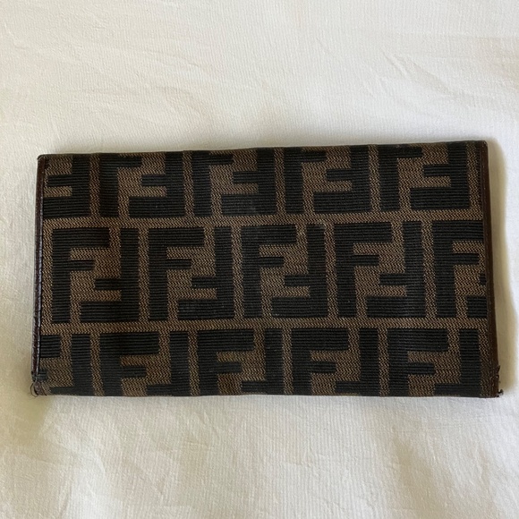 Authentic Vintage Fendi Long Wallet - Picture 8 of 10